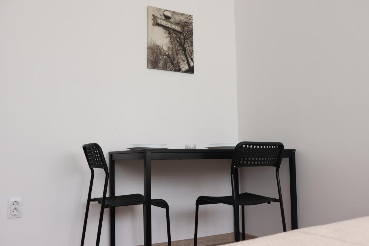 Апартаменти Apartman Lena Banovo Brdo Белград Екстер'єр фото
